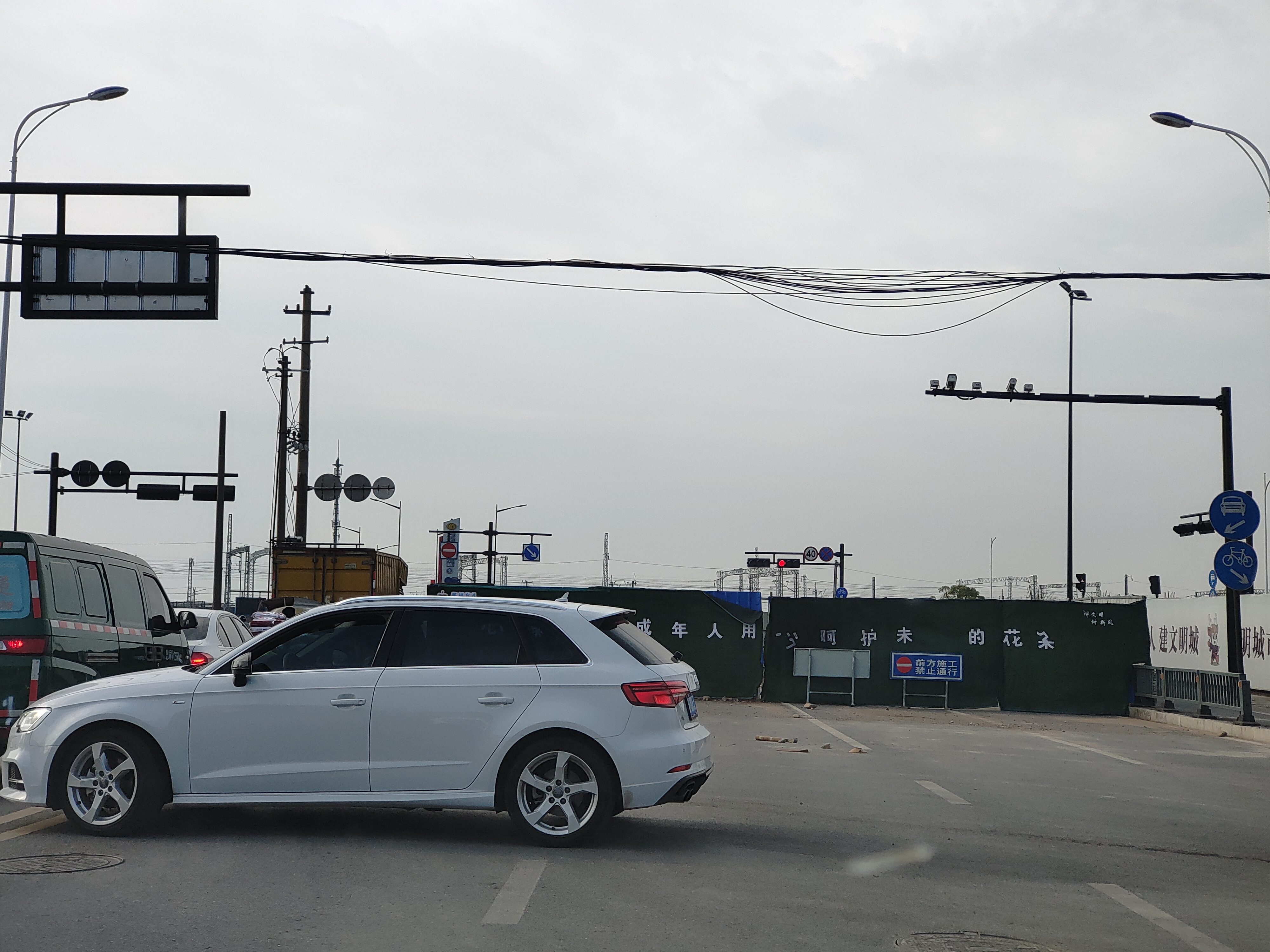 建新路,浙西大道路口要修多久?